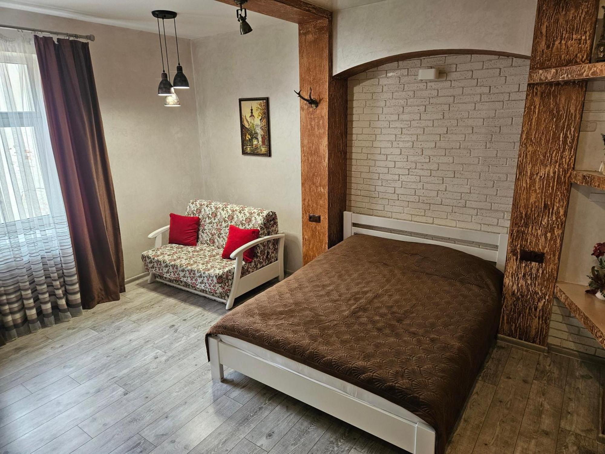 Apartment On Horodotska Street Lviv Ngoại thất bức ảnh