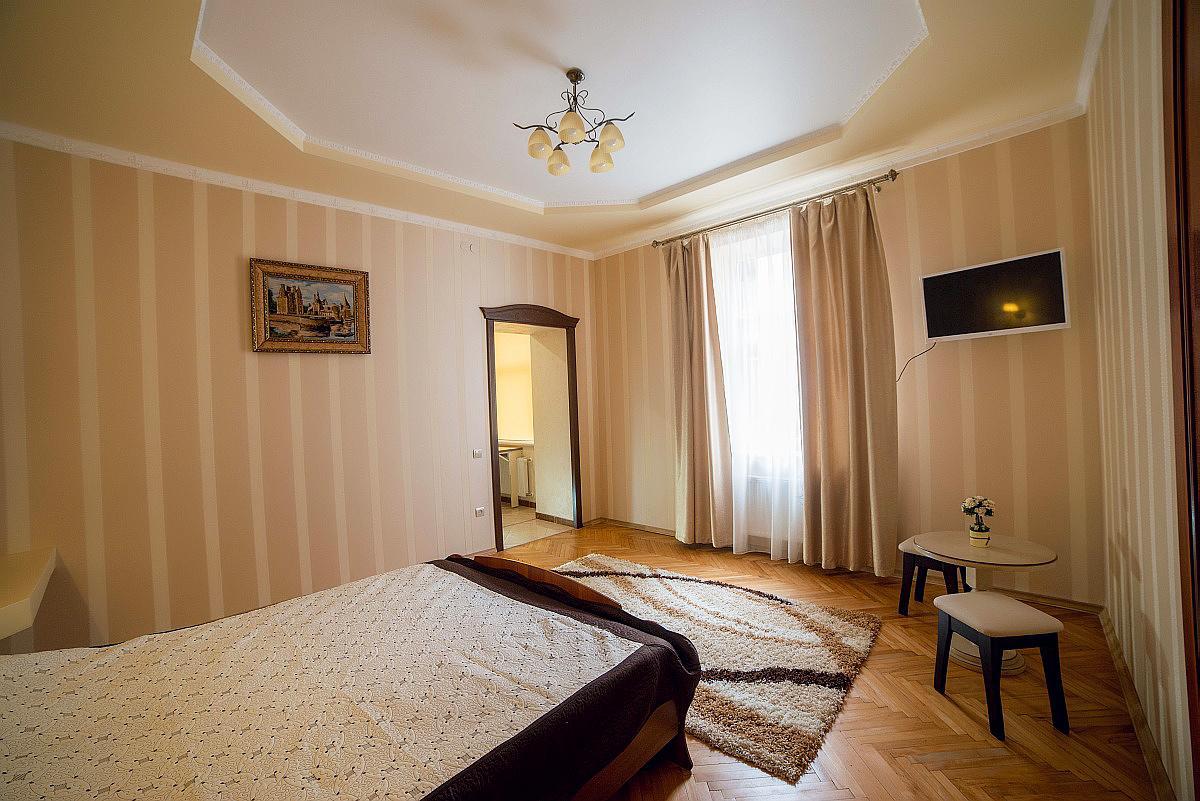 Apartment On Horodotska Street Lviv Ngoại thất bức ảnh