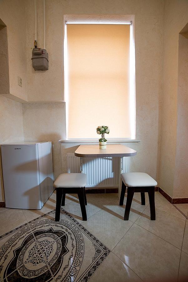 Apartment On Horodotska Street Lviv Ngoại thất bức ảnh